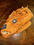 Spalding Elite Pro Model 42-697 Top Grain Leather Rht Baseball Glove Brown Vnc. Fixed Price $35.00.