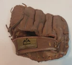 Penney's Foremost, Boys 6311, Left Handers Baseball Glove, 1960'S, Vintage.. Fixed Price $14.99.