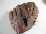 Vintage Brooks Robinson Usa Rawlings XFCB30 Rht Baseball Glove. Fixed Price $45.00.