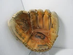 Spalding Competition Series SC4 Right Hand Thrower Glove Mitten Baseball Leather. Fixed Price $5.99.