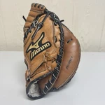 Mizuno Leather Catchers Mitt Youth Baseball Glove Right Hand Throw Gxc 102 *read. Fixed Price $34.99.