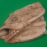 Wilson A2341 12" Rht Endorsed By Bruce Sutter Baseball Glove. Fixed Price $14.95.