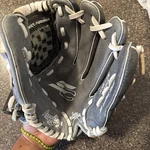 Rawlings Storm SCSB115M Baseball Glove Left Hand Throw. Fixed Price $11.11.