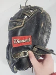 Diamond D6000 Right Hand Throw Rht Catcher's Mitt Black Vintage Ships Free. Fixed Price $31.99.