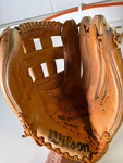 Wilson ACH2170 Jim Catfish Hunter Pro-back Baseball Glove Rht Very Good. Fixed Price $31.45.