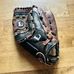Louisville Slugger Tps Fastpitch Baseball Fielder's Glove Mitt FPA1251 Euc. Fixed Price $27.96.