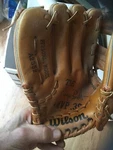 Wilson George Brett Mvp .390 Personal Model A2352 Baseball Glove Lh. Fixed Price $32.77.
