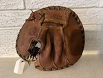 Wilson Model A2576 Catchers Glove Mitt - Bill Freehan Detroit Tigers. Fixed Price $29.95.