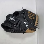 Rawlings Playmaker Series 10.5 Inch Youth Baseball Glove Black Tan PM105RB Rht. Fixed Price $20.00.
