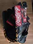 Rawlings Gamer Series 12" Lht Right Hand Glove, G1209GT Black Leather Nwt. Fixed Price $55.00.