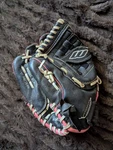 Worth Storm Fastpitch 11.5" Softball Glove Basket Web Black/pink Right GXF115PH. Fixed Price $15.00.