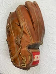 Vintage Ssk Professional Sbg 72 Dimple Ii Baseball Glove - Rht. Fixed Price $44.99.