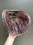 Easton Prowess Fastpitch Softball Catchers Mitt PFP2 34 Pattern Rht. Fixed Price $99.00.