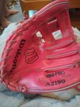 Wilson Mini-pro A2190 Glove Right-handed Throw Grip Tight Pocket Small. Fixed Price $17.95.
