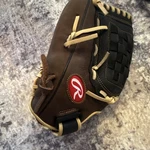 Rawlings RBG36BC Leather Baseball Softball Glove Zeroshock Brown Black Rh. Fixed Price $21.98.