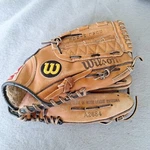 Wilson A2684 Official Glove Major League Baseball Dual Hinge Power Snap Rht. Fixed Price $16.39.