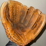 Mizuno MT2032 Baseball Glove Rh Catch Left 12"PRO Model Lite Flex Leather. Fixed Price $15.59.