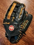 Worth Leather Baseball Glove Model 14-2 14" Rht Black Mitt Great Shape!. Fixed Price $24.77.
