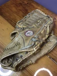 Spalding Franchise 42 5115 12" Rht Baseball Glove Mitt Leather Broken. Fixed Price $8.99.