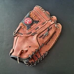 Right Hand Throw Rawlings RMP30 Fastback Model Glove. Fixed Price $15.99.