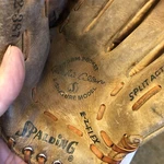 Vintage Spalding Baseball Glove 42-387 Richie Allen Signature Model Rht. Fixed Price $14.95.