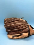 Rawlings Gold Glove PM909RP 101/2 Inch Left Hand. Fixed Price $24.99.
