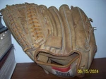 Vintage Hutch P501 Super Design Hand Lasted Baseball Glove Mitt. Fixed Price $15.00.
