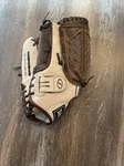Spalding Baseball Glove Model 19853 12.5 Lht. Fixed Price $15.00.