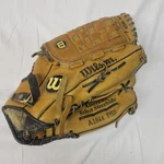 Wilson Glove Rht 12.5 A1844 PS5 Pro Staff Baseball Mitt Leather. Fixed Price $15.00.