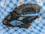 Easton Baseball Glove FPT12 Rh Throw Ideal Fit System 12" Pattern Leather Palm. Fixed Price $22.49.