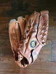 Wilson A2333 Lht Signature Model George Brett Baseball Glove Woven Pocket. Fixed Price $12.00.