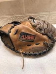 Star CM1010-HB 31 Young Pro Series Youth Baseball Catchers Mitt Right Throw. Fixed Price $85.00.