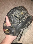 Vintage Mizuno World-win Black Baseball Infield Glove 11 Rht One-piece Web Rare. Fixed Price $150.00.