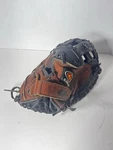 Easton NAT5W Women Girls Softball Catchers Mitt Rt Hand Throw. Fixed Price $69.98.