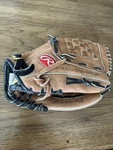 Rawlings RBG224BFR Ken Griffey Jr 11" Baseball Glove Rht Fastback Model Basket. Fixed Price $34.95.