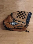 Easton NLS1200 12" Natural Lone Star 100% Steer Hide Rht Softball Glove. Fixed Price $23.79.