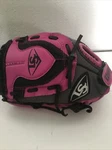 Louisville Slugger Ez-loc Diva Series DVLF1911 11" Youth Girl Fits Right Hand.. Fixed Price $19.99.