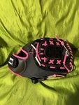 Franklin Fastpitch Pro Series Softball Glove Rht 22321-12 Pink Gray. Fixed Price $25.00.