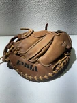 Jcv-vm Brown Vinci 33 Inch Catchers Mitt. Fixed Price $174.95.