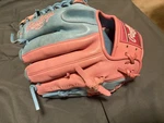 Rawlings Heart Of The Hide R2G Series 11.5" Baseball Glove Rht (PROR204-2CBP). Fixed Price $200.00.