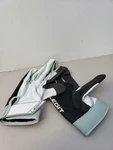 Worth Legit Fast Pitch Pair Batting Gloves, White, Small. Fixed Price $10.71.