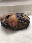 Rawlings RCM22 The Bull 32 Very Well Padded Baseball Catchers Mitt Right Throw. Fixed Price $100.00.