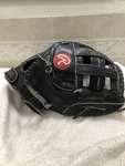 Rawlings SG96B Premium Series 13.5 Fully Broken Softball Glove Right Throw. Fixed Price $110.00.