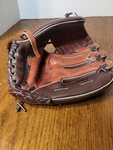 Mag Pee Wee PW-1197 Handcrafted Rawhide Lacing Rht Baseball Glove. Fixed Price $13.95.
