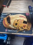 Wilson A2000 11.5" Glove. Fixed Price $175.00.