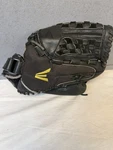 Easton Salvo SVS13 13" Softball/ Baseball Glove Leather Rht Lh. Fixed Price $18.99.