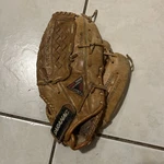 Saranac Diamond Pro Leather Rht Baseball Glove C6009. Fixed Price $12.99.
