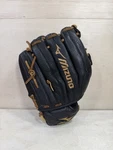 Mizuno GMVP1175 11.75" Professional Model Adult Baseball Glove Black Rht. Fixed Price $79.99.