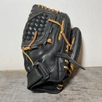 Mizuno Black Left Hand Right Throw 11.75 Inches Gpl 1175. Fixed Price $40.00.