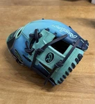 Rawlings Heart Of The Hide Funburst 2.0 Infield Baseball Glove PROR204-2NN 11.5. Fixed Price $225.00.